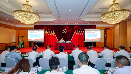 凯发K8集团任丁书记带头讲授“不忘初心、牢记使命”主题教育专题党课