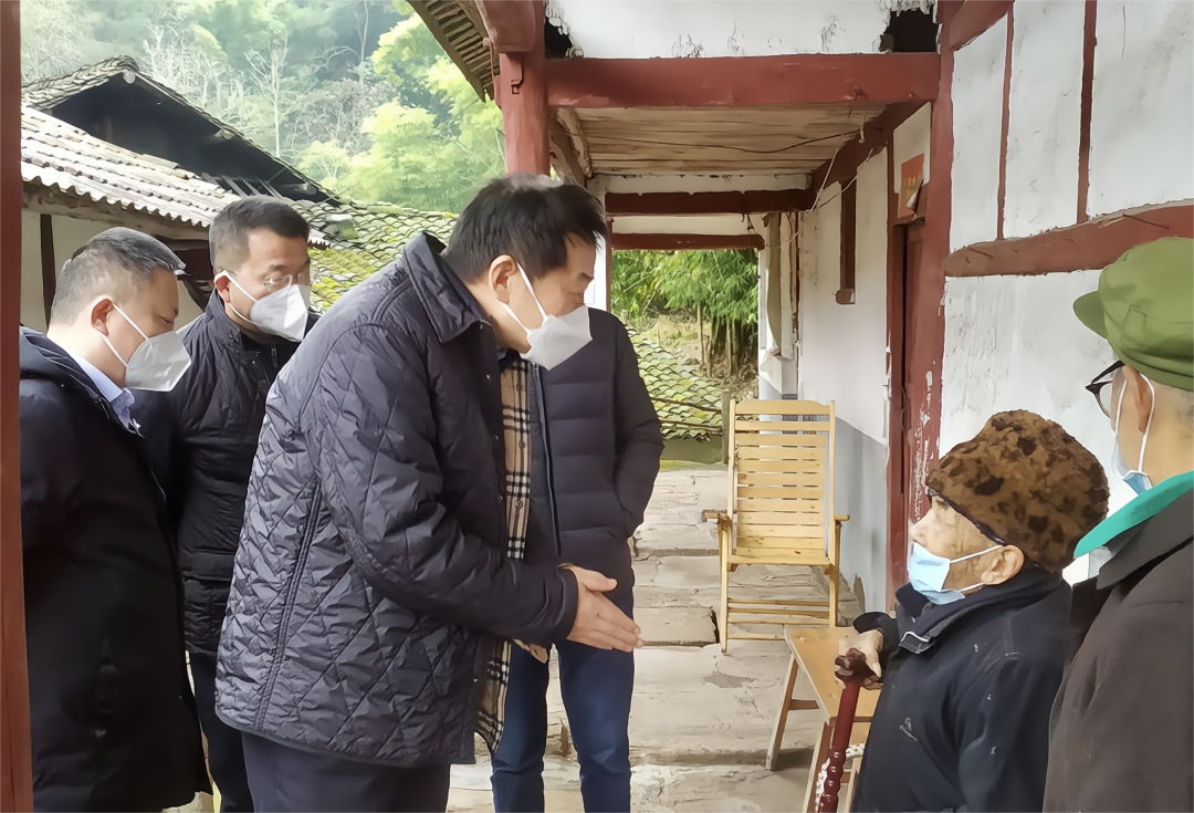 四川省凯发K8集团党委书记、董事长任丁率队赴嘉陵区开展帮扶工作