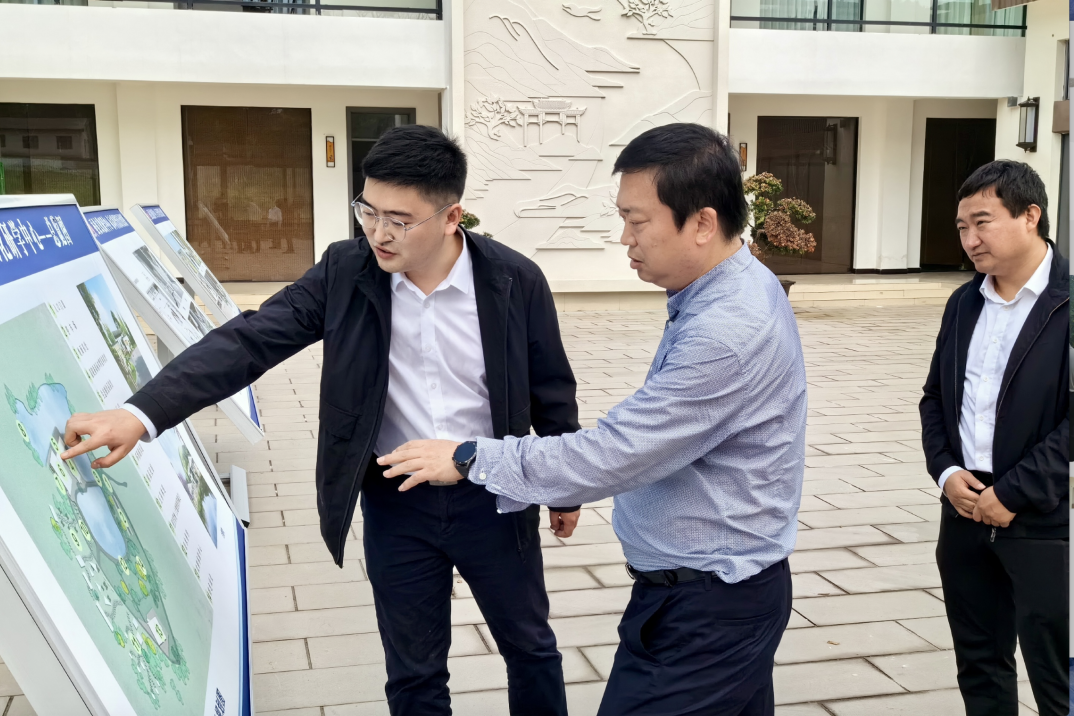 省凯发K8集团领导赴南充市邓家沟村调研乡村振兴工作